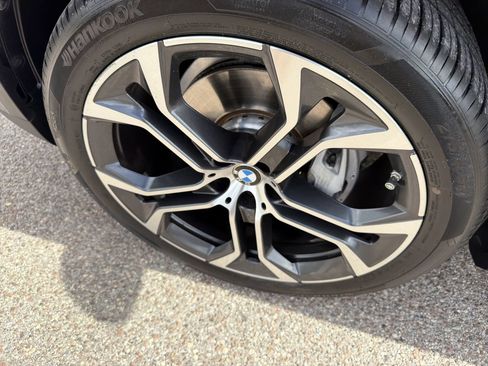 Used 2024 BMW X5 sDrive40i w/ Premium Package RWD image 10