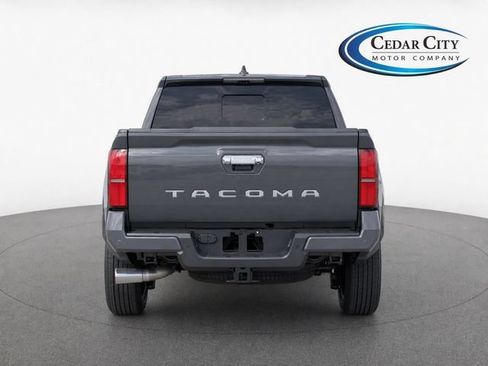 Used 2025 Toyota Tacoma Limited AWD/4WD image 6