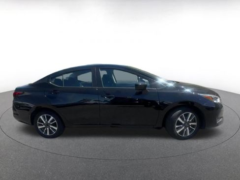 Used 2025 Nissan Versa SV FWD image 16