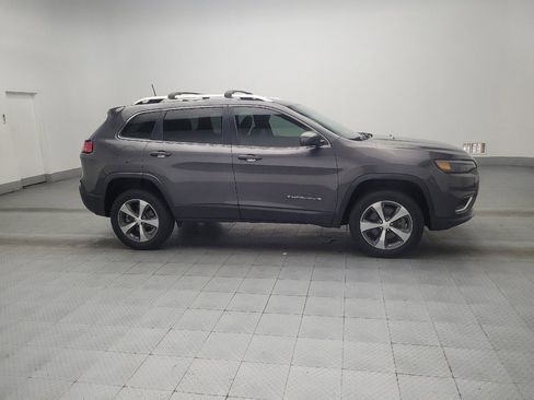 Used 2019 Jeep Cherokee Limited w/ Luxury Group image 11