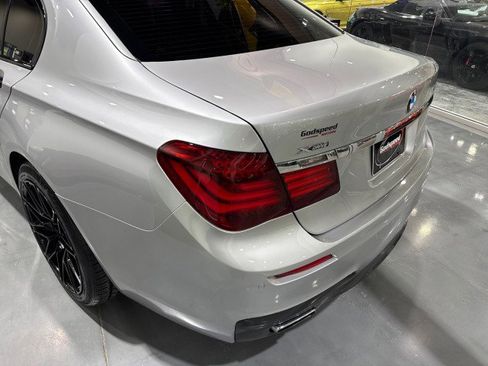 Used 2015 BMW 750Li xDrive w/ M Sport Edition AWD/4WD image 37