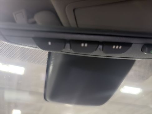 Used 2018 Toyota RAV4 Limited w/ Protection Package AWD/4WD image 23