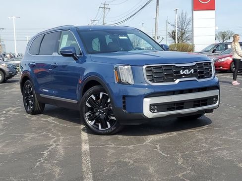 Used 2024 Kia Telluride SX w/ Towing Package image 36