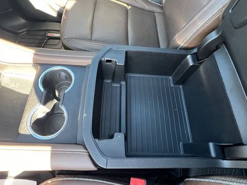 Used 2021 Chevrolet Suburban High Country image 16