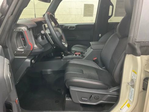 New 2025 Ford Bronco Raptor image 7