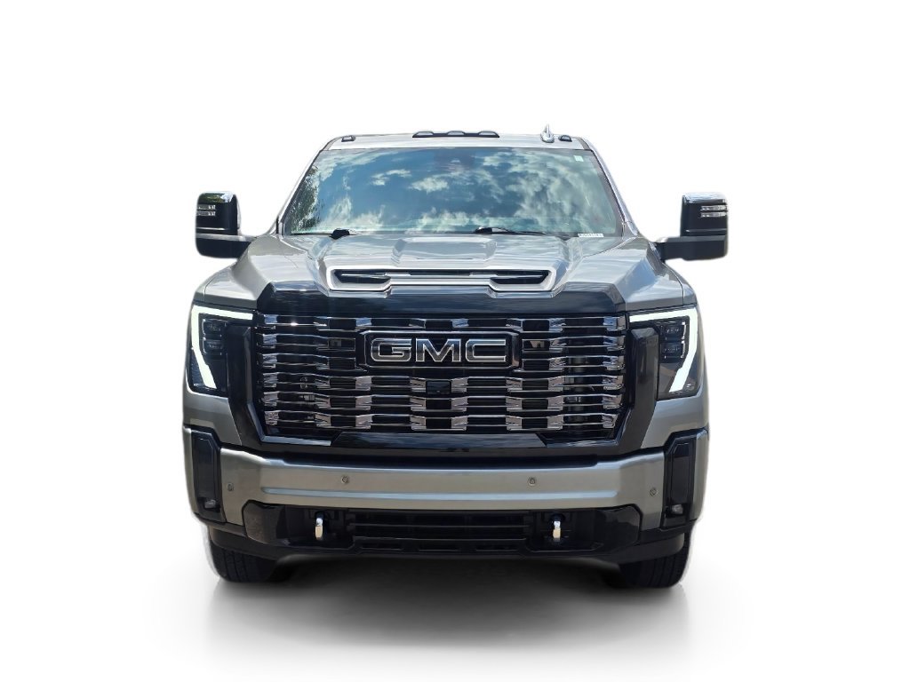 Used 2025 GMC Sierra 3500 Denali Ultimate AWD/4WD image 2