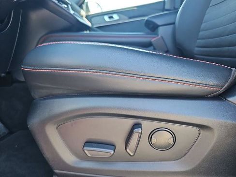 Certified 2025 Ford Explorer ST-Line w/ ST-Line Street Pack AWD/4WD image 29