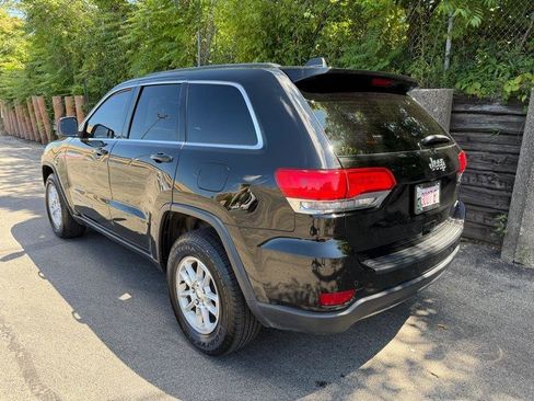 Used 2019 Jeep Grand Cherokee Laredo RWD image 7