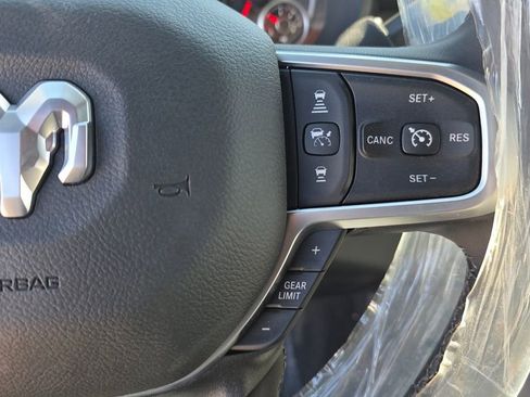 New 2026 RAM 2500 Big Horn AWD/4WD image 15