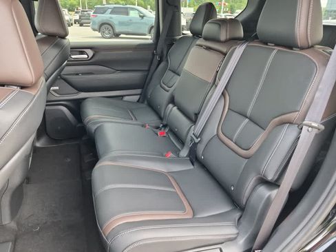 New 2026 Nissan Armada SL w/ Convenience Package AWD/4WD image 8