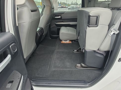 Used 2015 Toyota Tundra Limited RWD image 17