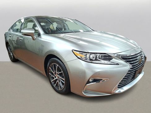 Used 2016 Lexus ES 350 FWD image 3