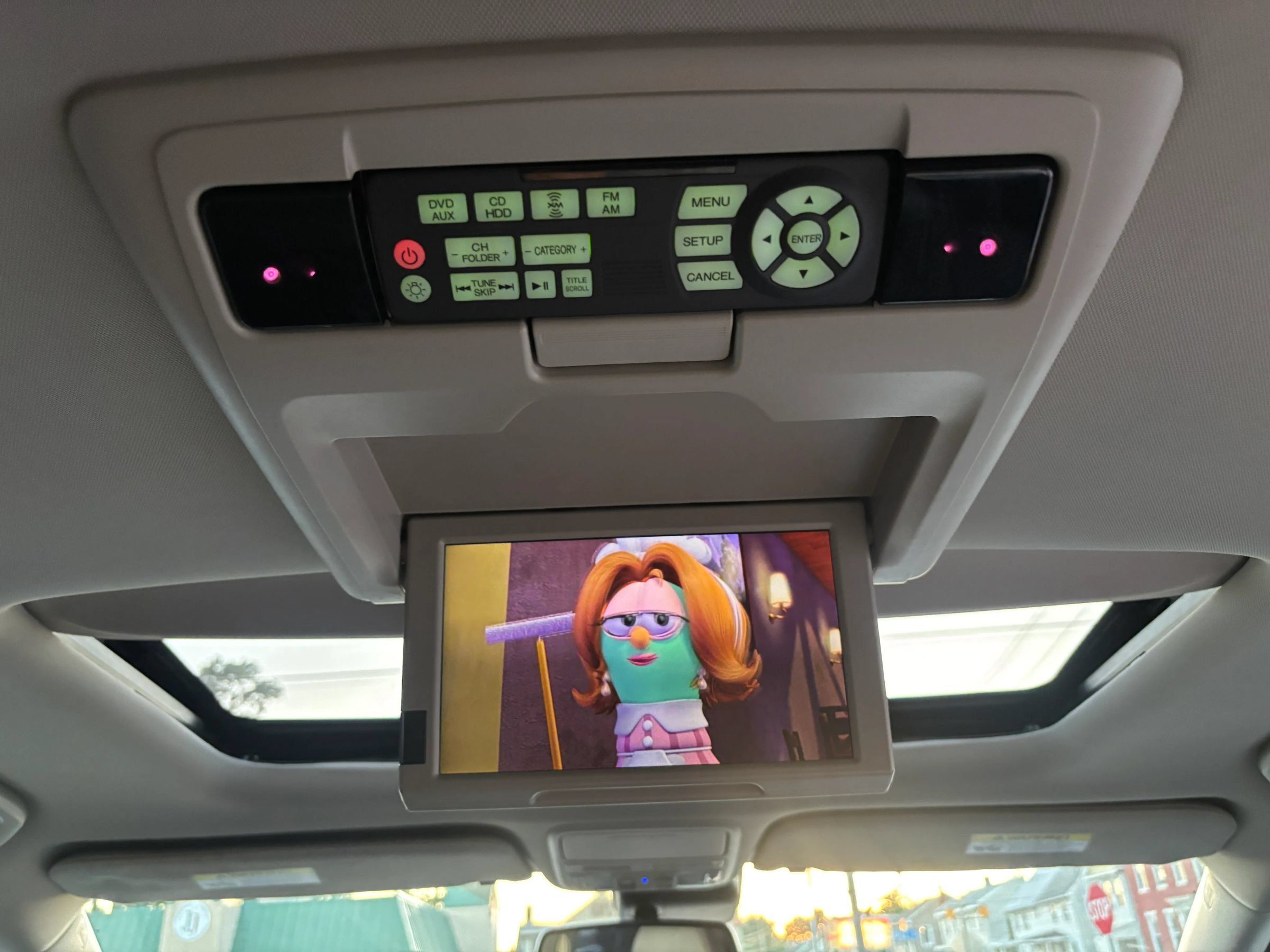 Used 2015 Honda Odyssey Touring image 12
