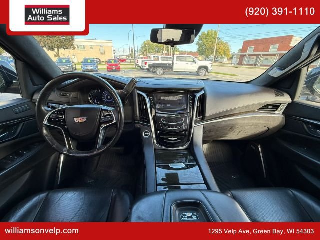 Used 2020 Cadillac Escalade ESV Platinum AWD/4WD image 20