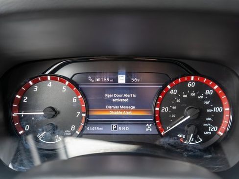 Used 2022 Nissan Frontier PRO-4X w/ Technology Package image 19