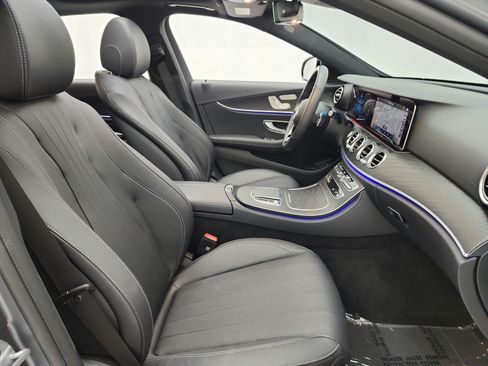 Certified 2023 Mercedes-Benz E 450 4MATIC Sedan image 19