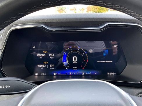 Used 2024 Chevrolet Colorado LT image 9