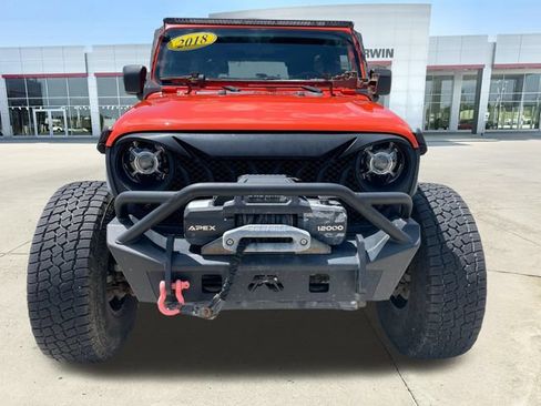 Used 2018 Jeep Wrangler Unlimited Sport AWD/4WD image 8