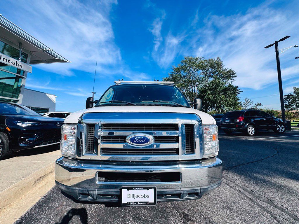 Used 2014 Ford E-250 and Econoline 250 Extended w/ Commercial Cargo Van Package RWD image 9