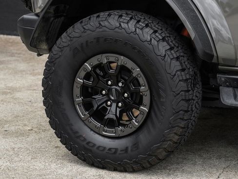 Used 2025 Ford Bronco Raptor w/ Interior Carbon Fiber Pack AWD/4WD image 58