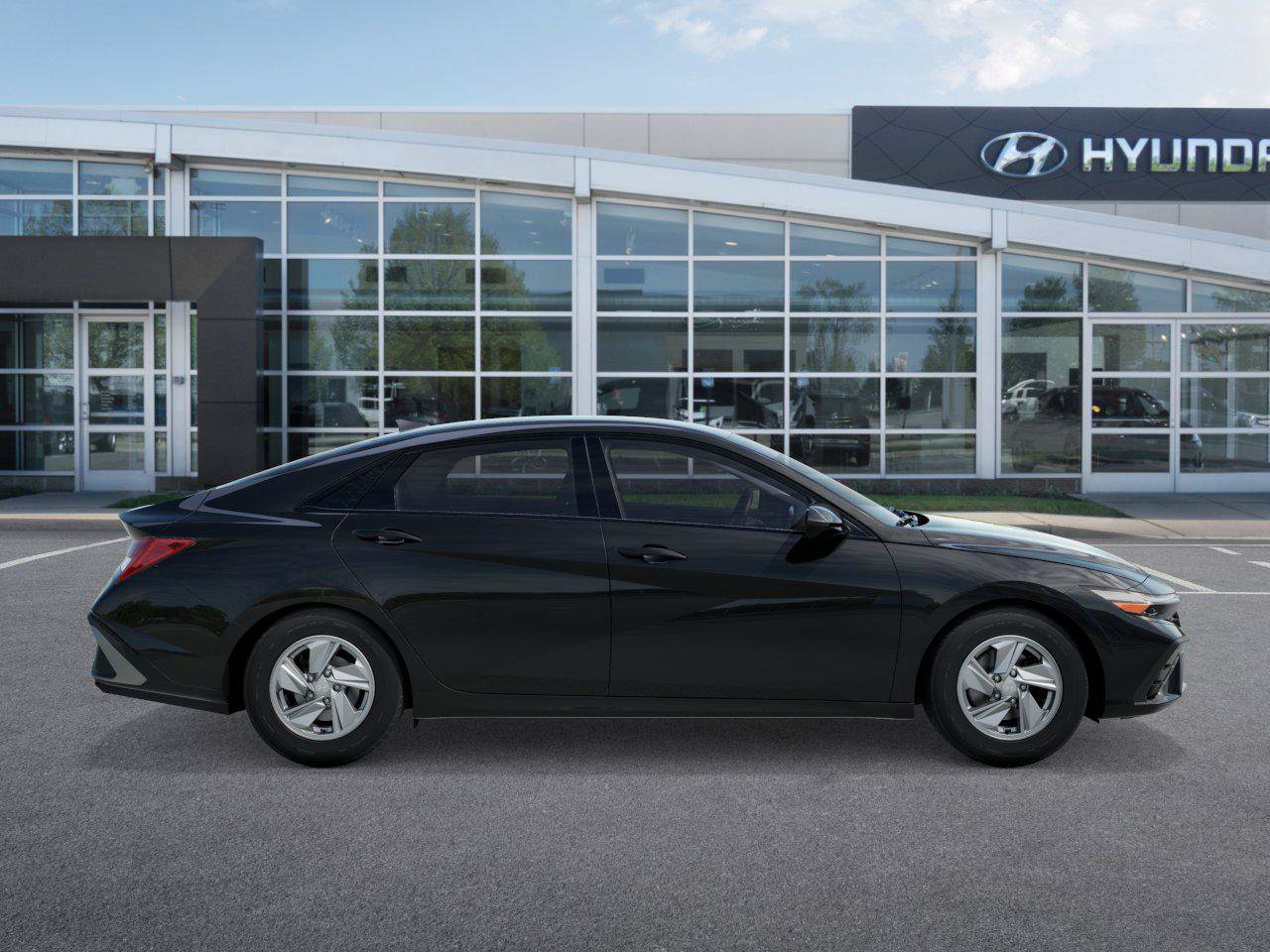 New 2026 Hyundai Elantra SE FWD image 7