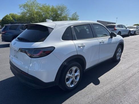 Used 2025 Honda HR-V LX image 10
