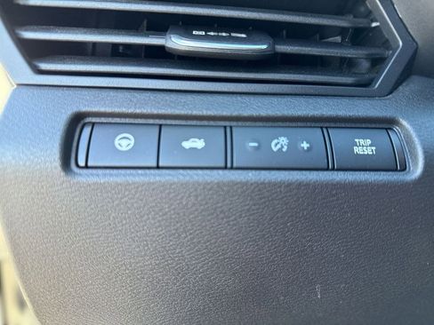 Used 2024 Nissan Altima 2.5 SL image 16