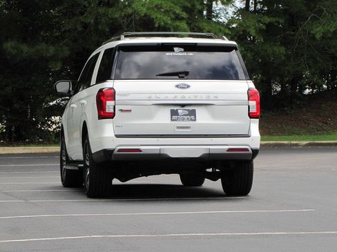 Used 2022 Ford Expedition XLT RWD image 11