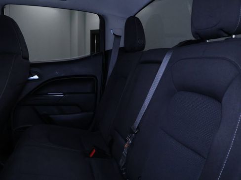 Used 2021 Chevrolet Colorado LT AWD/4WD image 14