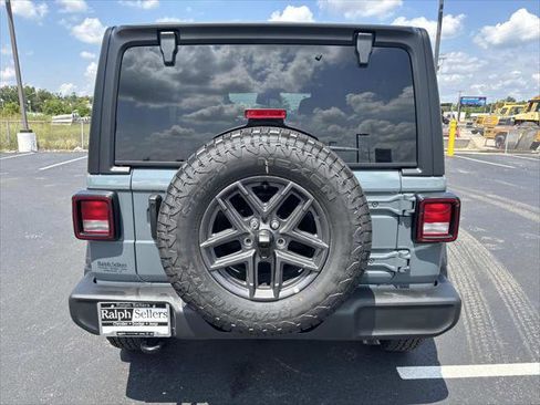 Certified 2025 Jeep Wrangler Sport S image 5