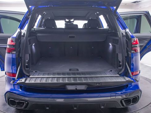 Used 2025 BMW X5 M60i w/ Climate Comfort Package image 23