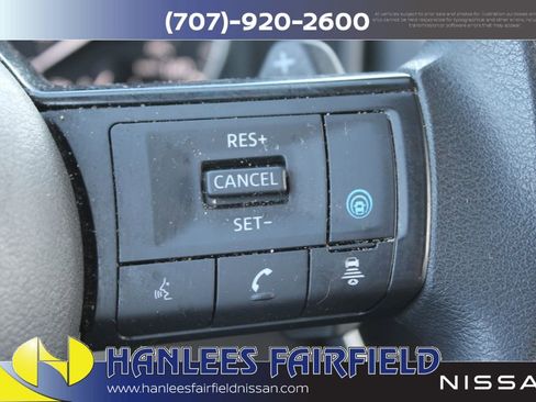 Used 2023 Nissan Rogue SV image 30