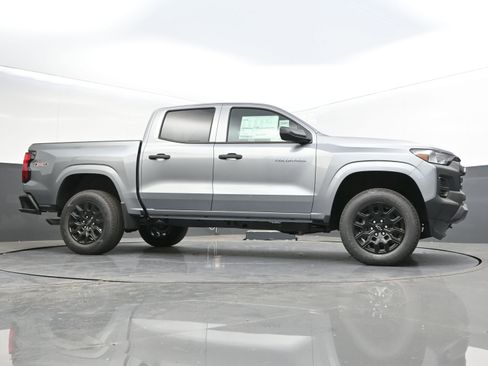 New 2026 Chevrolet Colorado W/T w/ WT Custom Package AWD/4WD image 44