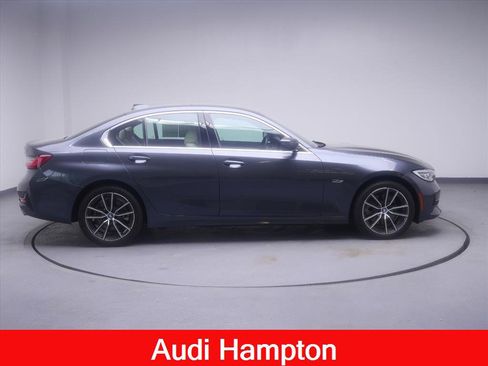 Used 2022 BMW 330e xDrive w/ Convenience Package AWD/4WD image 5