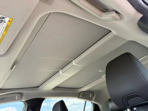 Certified 2023 Toyota Prius XLE FWD image 13