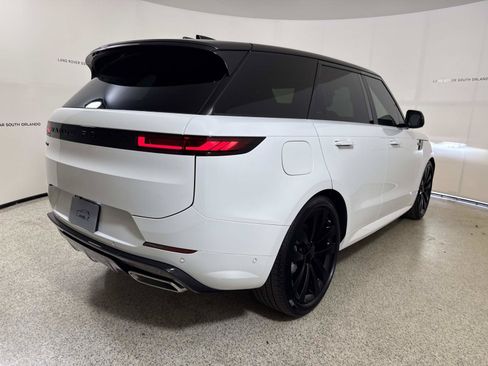 New 2026 Land Rover Range Rover Sport Dynamic SE AWD/4WD image 5