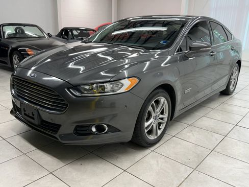 Used 2016 Ford Fusion Energi Titanium w/ Driver Assist Package FWD image 3
