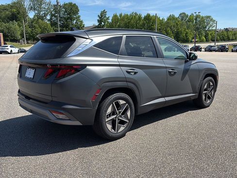 Used 2025 Hyundai Tucson SEL FWD image 3