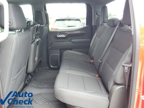 Used 2023 Chevrolet Silverado 1500 LT Trail Boss AWD/4WD image 12