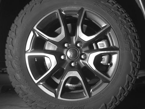 Used 2025 Jeep Compass Trailhawk image 13