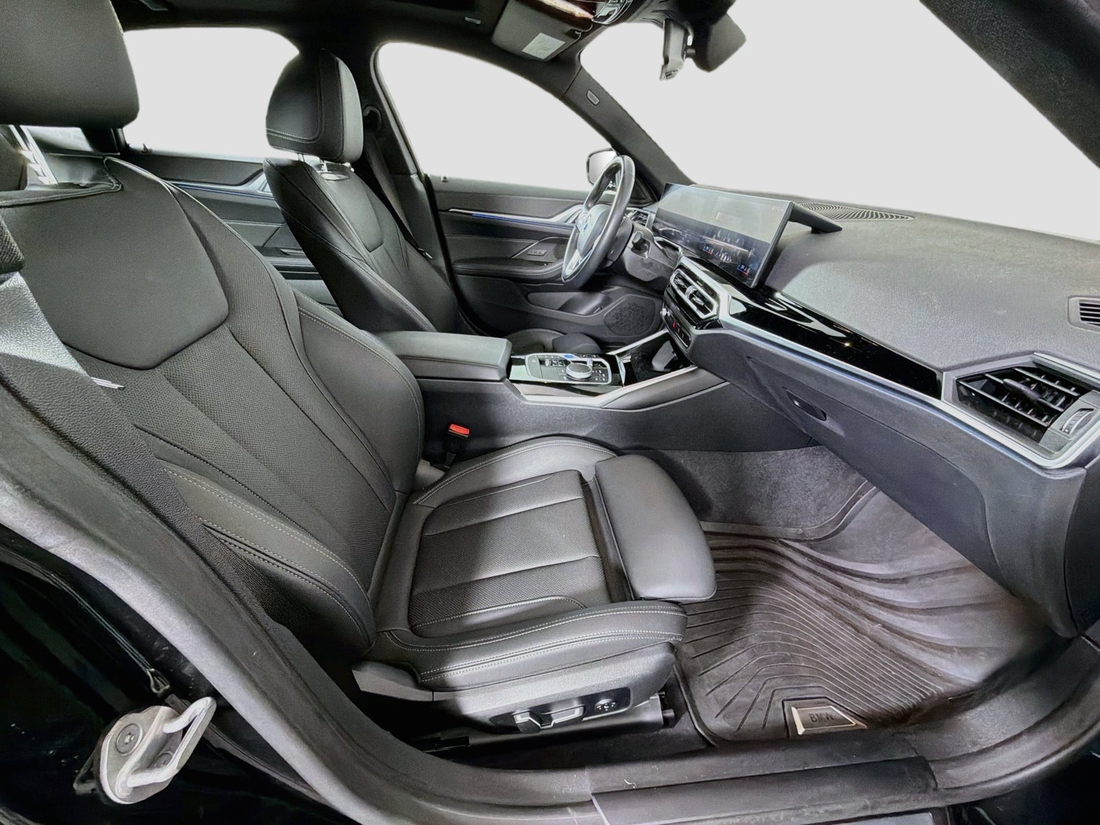 Certified 2024 BMW i4 xDrive40i w/ Premium Package AWD/4WD image 31