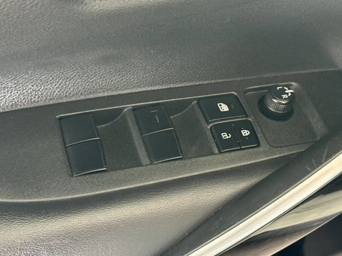 Used 2021 Toyota Corolla XSE image 17