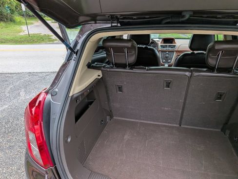 Used 2015 Buick Encore Leather AWD/4WD image 10