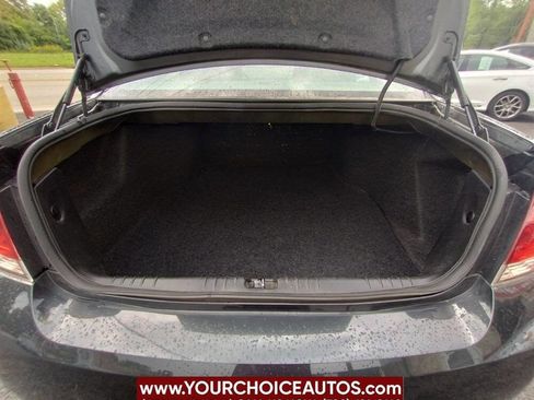 Used 2015 Chevrolet Impala LT w/ LT Sunroof Package image 10