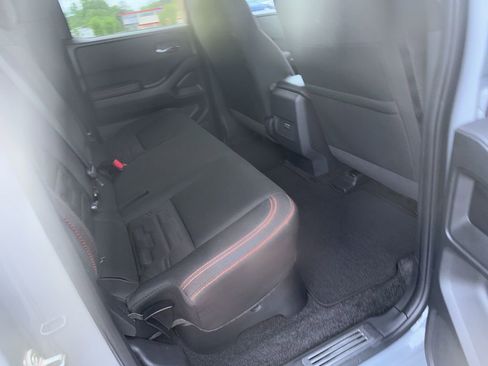 Used 2023 Nissan Frontier PRO-4X w/ Technology Package image 7