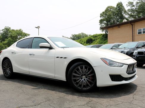 Used 2021 Maserati Ghibli S image 6