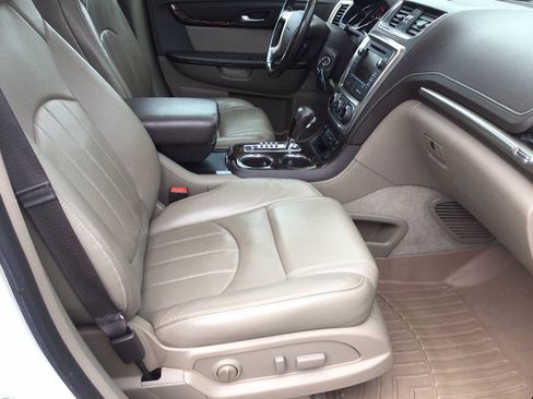 Used 2013 GMC Acadia Denali AWD/4WD image 26