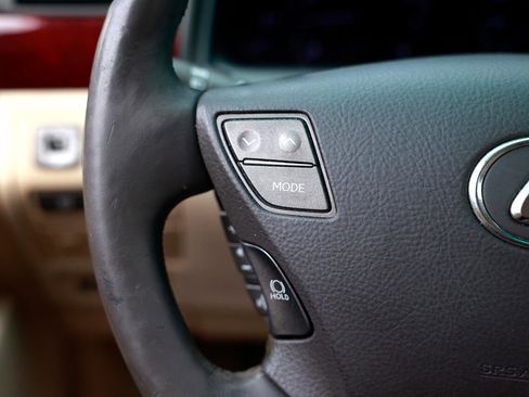 Used 2007 Lexus LS 460 image 27