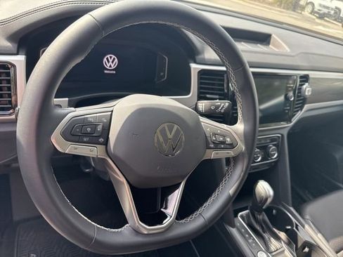 Used 2023 Volkswagen Atlas SE w/ Panoramic Sunroof Package image 19