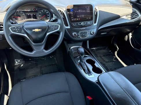 Used 2023 Chevrolet Malibu LT FWD image 10